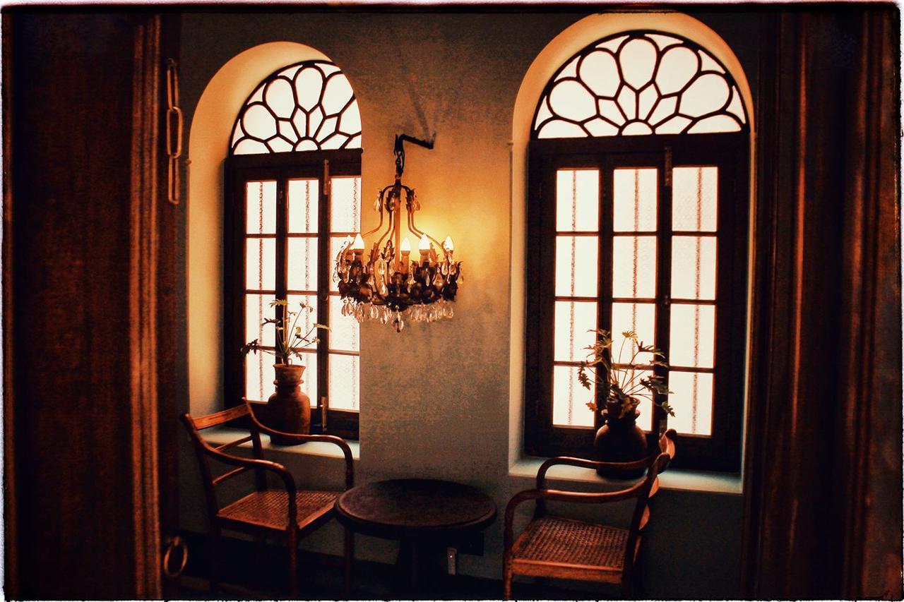 Calcutta Bungalow Buitenkant foto