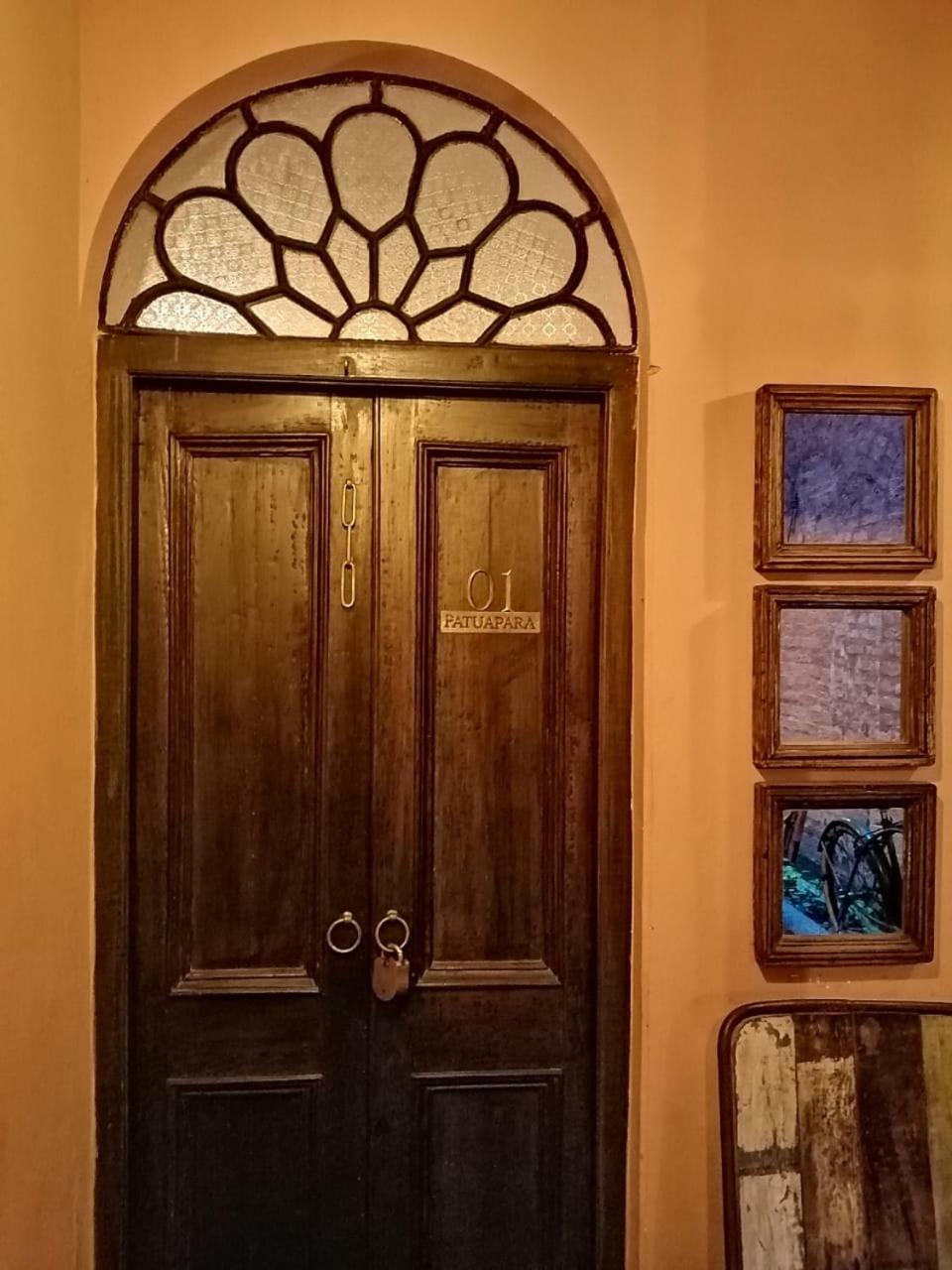 Calcutta Bungalow Buitenkant foto